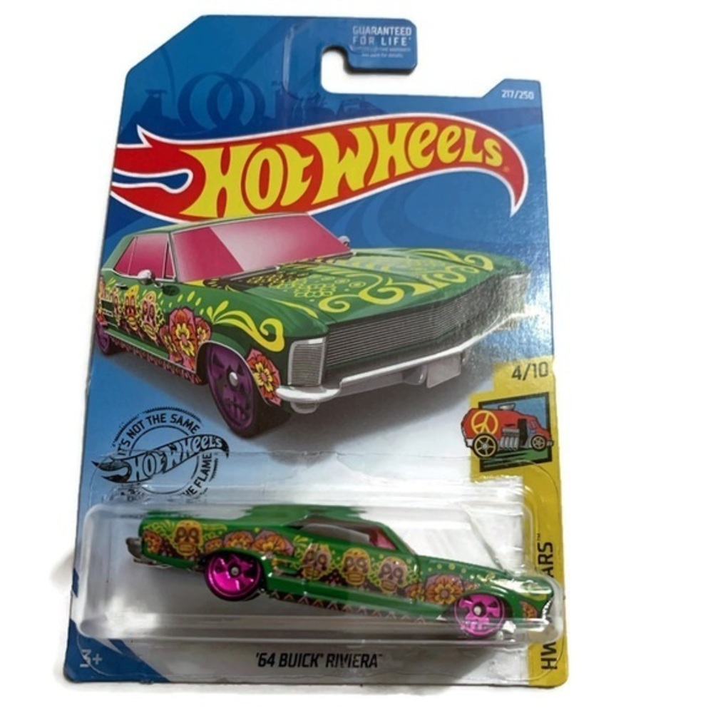 Hot Wheels '64 Buick Riviera Lowrider Car (2019)